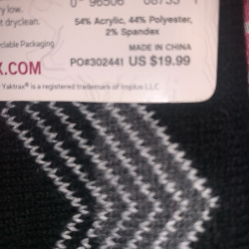 NWT COZY CABIN HEADBAND - Picture 2 of 3